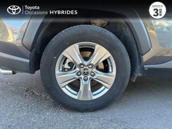 Photo 16 du bon plan TOYOTA RAV4 2.5 Hybride 222ch Dynamic AWD-i MY23 occasion à 35990 €