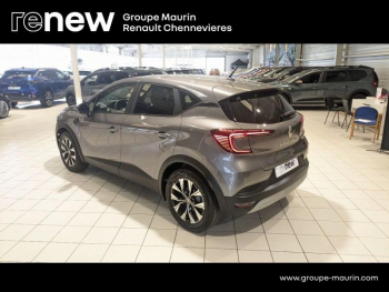 ddf-core-media-tEI7tX560835_9.jpg Photo 9 du bon plan RENAULT Captur 1.6 E-Tech hybride 145ch Evolution occasion à 20490 €