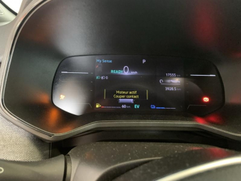 Photo 4 du bon plan RENAULT Clio 1.6 E-Tech hybride 145ch Techno occasion à 20290 €