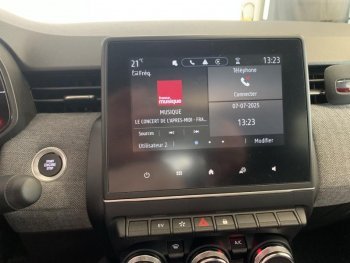 Photo 7 du bon plan RENAULT Clio 1.6 E-Tech hybride 145ch Techno occasion à 20290 €