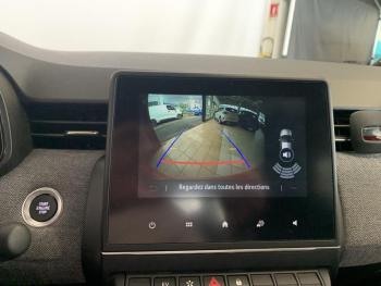 Photo 9 du bon plan RENAULT Clio 1.6 E-Tech hybride 145ch Techno occasion à 20290 €