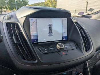Photo 18 du bon plan FORD Kuga 1.5 Flexifuel-E85 150ch Stop&Start ST-Line 170g 4x2 Euro6.2 occasion à 16231 €