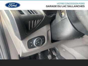 Photo 14 du bon plan FORD Transit Connect VUL L2 1.5 EcoBlue 100ch Trend occasion à 15990 €