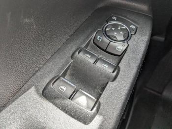 Photo 18 du bon plan FORD EcoSport 1.0 EcoBoost 125ch ST-Line Euro6.2 occasion à 14126 €