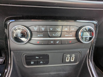 Photo 22 du bon plan FORD EcoSport 1.0 EcoBoost 125ch ST-Line Euro6.2 occasion à 14126 €