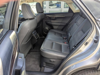 Photo 15 du bon plan LEXUS NX 300h 4WD Executive Innovation MY21 occasion à 36742 €