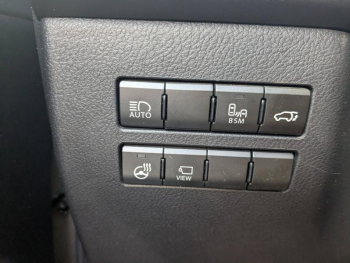 Photo 17 du bon plan LEXUS NX 300h 4WD Executive Innovation MY21 occasion à 36742 €