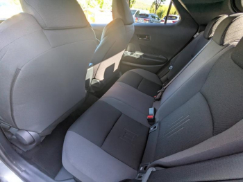 Photo 5 du bon plan TOYOTA C-HR 2.0 Hybride 200ch Design NG23 occasion à 29990 €
