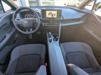 Photo 19 du bon plan TOYOTA C-HR 2.0 Hybride 200ch Design NG23 occasion à 29990 €