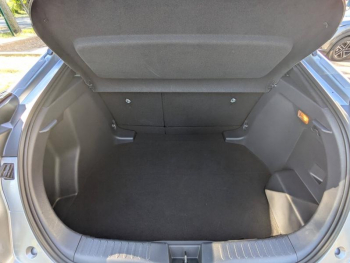 Photo 20 du bon plan TOYOTA C-HR 2.0 Hybride 200ch Design NG23 occasion à 29990 €
