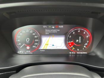 Photo 13 du bon plan VOLVO XC40 T5 AWD 247ch Inscription Luxe Geartronic 8 occasion à 26490 €