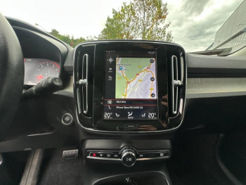 Photo 14 du bon plan VOLVO XC40 T5 AWD 247ch Inscription Luxe Geartronic 8 occasion à 26490 €
