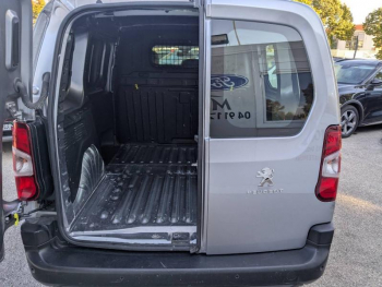 Photo 5 du bon plan PEUGEOT Partner M 650kg BlueHDi 130ch S&S EAT8 Pack Premium Connect occasion à 22580 €