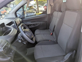 Photo 9 du bon plan PEUGEOT Partner M 650kg BlueHDi 130ch S&S EAT8 Pack Premium Connect occasion à 22580 €