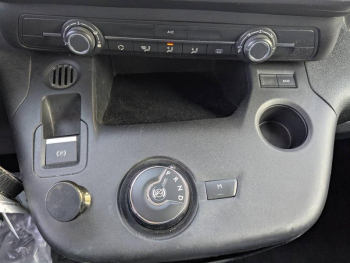 Photo 12 du bon plan PEUGEOT Partner M 650kg BlueHDi 130ch S&S EAT8 Pack Premium Connect occasion à 22580 €