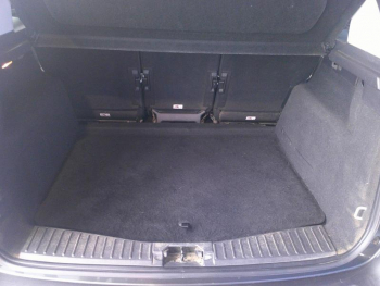 Photo 17 du bon plan FORD C-MAX 1.5 TDCi 120ch Stop&Start Trend occasion à 11900 €