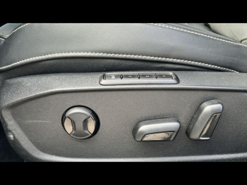 ddf-core-media-urncgi2025154_6.jpg Photo 6 du bon plan SEAT Leon eHybrid 204ch Xcellence DSG6 occasion à 21900 €