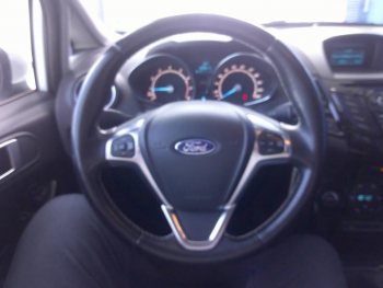 Photo 2 du bon plan FORD Fiesta 1.0 EcoBoost 100ch Stop&Start Titanium 5p occasion à 10590 €