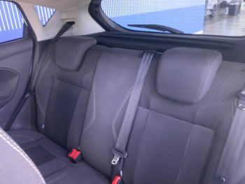Photo 12 du bon plan FORD Fiesta 1.0 EcoBoost 100ch Stop&Start Titanium 5p occasion à 10590 €