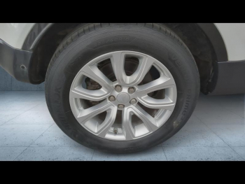 Photo 16 du bon plan LAND-ROVER Evoque 2.0 TD4 150 SE BVA Mark III occasion à 15900 €