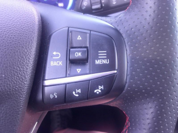 Photo 15 du bon plan FORD Kuga 2.5 Duratec 190ch FHEV E85 ST-Line BVA occasion à 26590 €