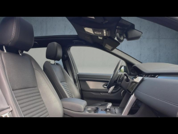 Photo 16 du bon plan LAND-ROVER Discovery Sport P300e R-Dynamic SE AWD BVA occasion à 49990 €