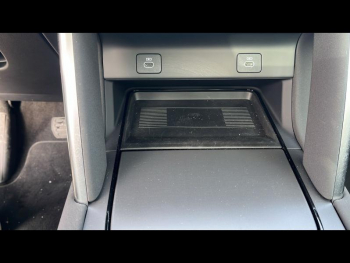 Photo 21 du bon plan LAND-ROVER Discovery Sport 1.5 P270e PHEV 269ch Dynamic S occasion à 68050 €