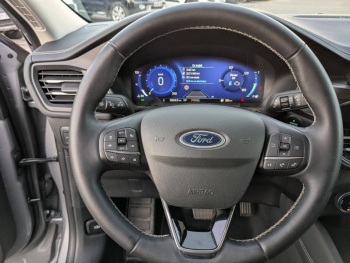 Photo 12 du bon plan FORD Kuga 2.5 Duratec 190ch FHEV E85 Vignale BVA occasion à 30700 €