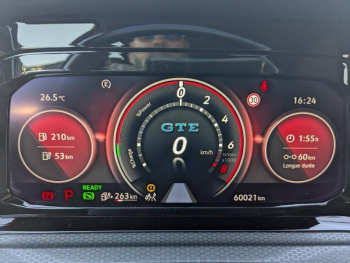 Photo 15 du bon plan VOLKSWAGEN Golf 1.4 eHybrid 245ch GTE DSG6 occasion à 24490 €