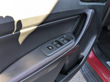 Photo 16 du bon plan FORD Ranger VUL 2.0 TDCi 213ch Double Cabine Stormtrak BVA10 occasion à 39890 €