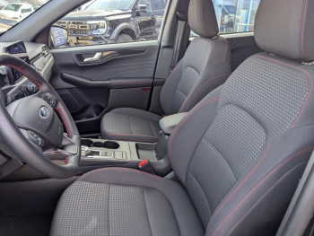 Photo 8 du bon plan FORD Kuga 2.5 Duratec 190ch FHEV E85 ST-Line BVA occasion à 28900 €