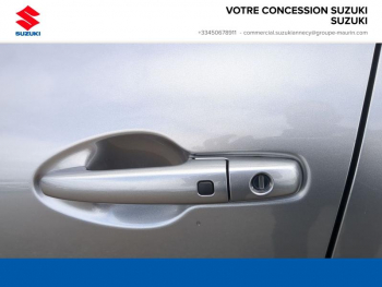 Photo 12 du bon plan SUZUKI Swift 1.2 Dualjet Hybrid 83ch Pack AllGrip occasion à 14990 €