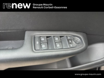 Photo 17 du bon plan RENAULT Arkana 1.3 TCe mild hybrid 140ch Evolution EDC -22 occasion à 19090 €