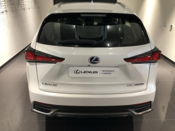 Photo 7 du bon plan LEXUS NX 300h 4WD Sport Edition Cuir occasion à 31990 €