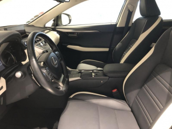 Photo 9 du bon plan LEXUS NX 300h 4WD Sport Edition Cuir occasion à 31990 €