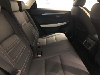 Photo 11 du bon plan LEXUS NX 300h 4WD Sport Edition Cuir occasion à 31990 €