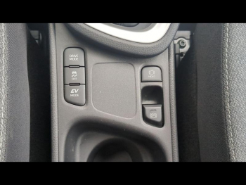 Photo 13 du bon plan TOYOTA Yaris Cross 116h Design MY22 occasion à 24990 €