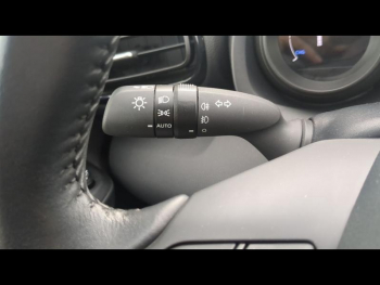 Photo 20 du bon plan TOYOTA Yaris Cross 116h Design MY22 occasion à 24990 €