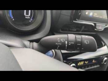 Photo 21 du bon plan TOYOTA Yaris Cross 116h Design MY22 occasion à 24990 €