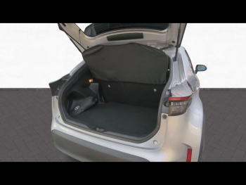 Photo 24 du bon plan TOYOTA Yaris Cross 116h Design MY22 occasion à 24990 €