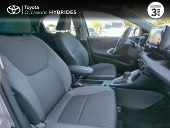 Photo 6 du bon plan TOYOTA Yaris 116h Design 5p MY22 occasion à 21980 €