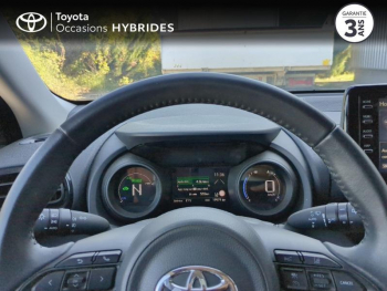 Photo 13 du bon plan TOYOTA Yaris 116h Design 5p MY22 occasion à 21980 €