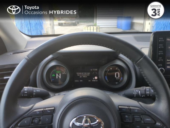 Photo 13 du bon plan TOYOTA Yaris 116h Design 5p MY22 occasion à 21980 €