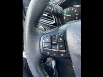Photo 18 du bon plan FORD Fiesta 1.0 EcoBoost 100ch Stop&Start Titanium 5p occasion à 12490 €