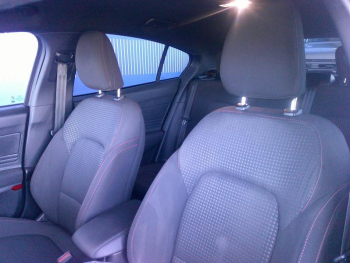 Photo 16 du bon plan FORD Focus 1.0 EcoBoost 125ch ST-Line occasion à 16900 €