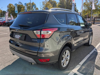 Photo 5 du bon plan FORD Kuga 1.5 Flexifuel-E85 150ch Stop&Start Titanium 4x2 BVA Euro6.2 occasion à 17383 €