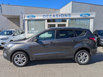 Photo 8 du bon plan FORD Kuga 1.5 Flexifuel-E85 150ch Stop&Start Titanium 4x2 BVA Euro6.2 occasion à 17383 €