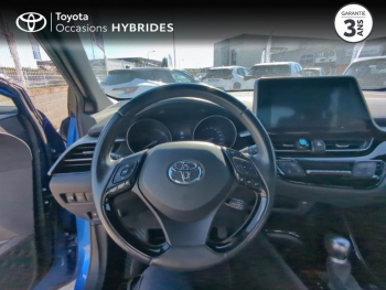 Photo 9 du bon plan TOYOTA C-HR 122h Design 2WD E-CVT RC18 occasion à 16990 €