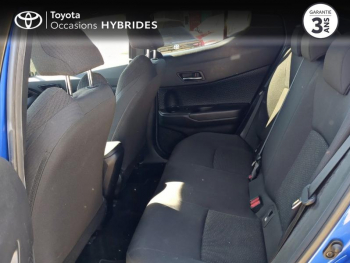 Photo 12 du bon plan TOYOTA C-HR 122h Design 2WD E-CVT RC18 occasion à 16990 €