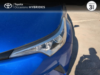 Photo 21 du bon plan TOYOTA C-HR 122h Design 2WD E-CVT RC18 occasion à 16990 €